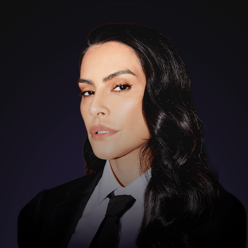 Cleo  Pires