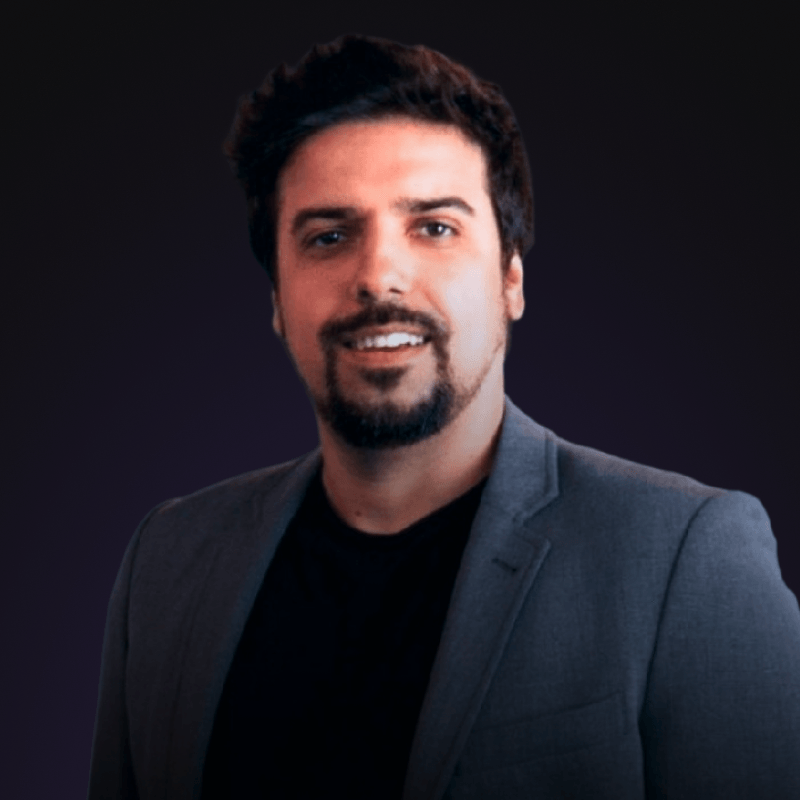 Marcos  Machado