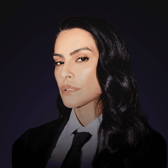 Cleo  Pires