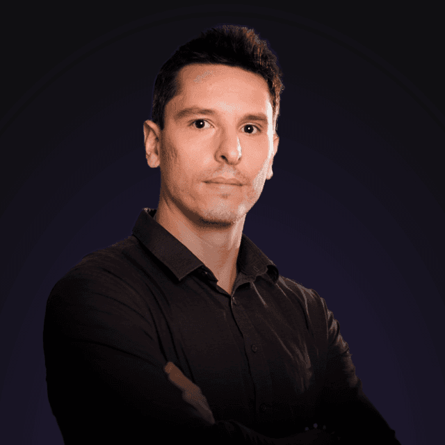 Marcos  Caringi