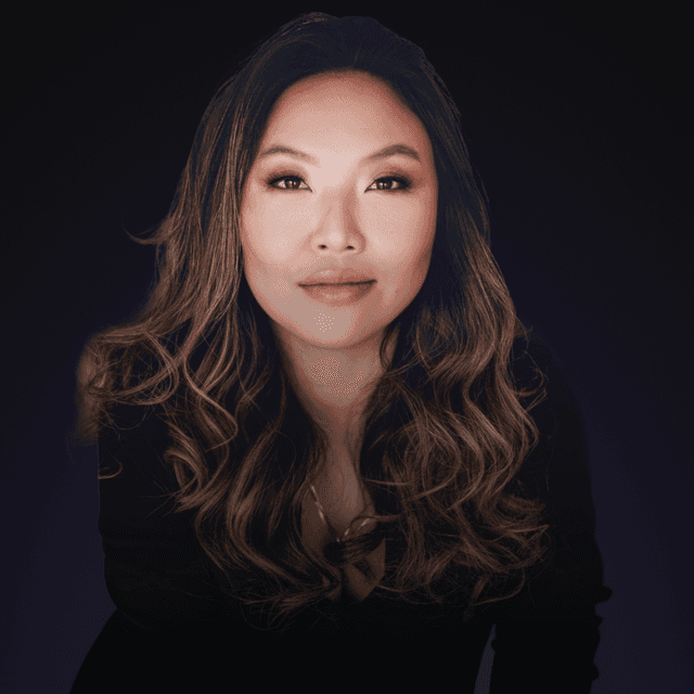 Cristina Baik