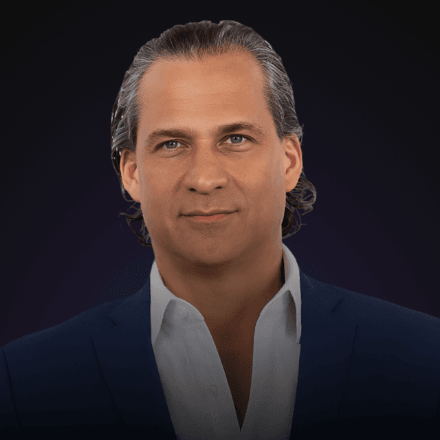 Cris  Moreira