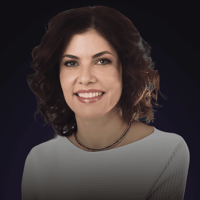 Flávia  Barros